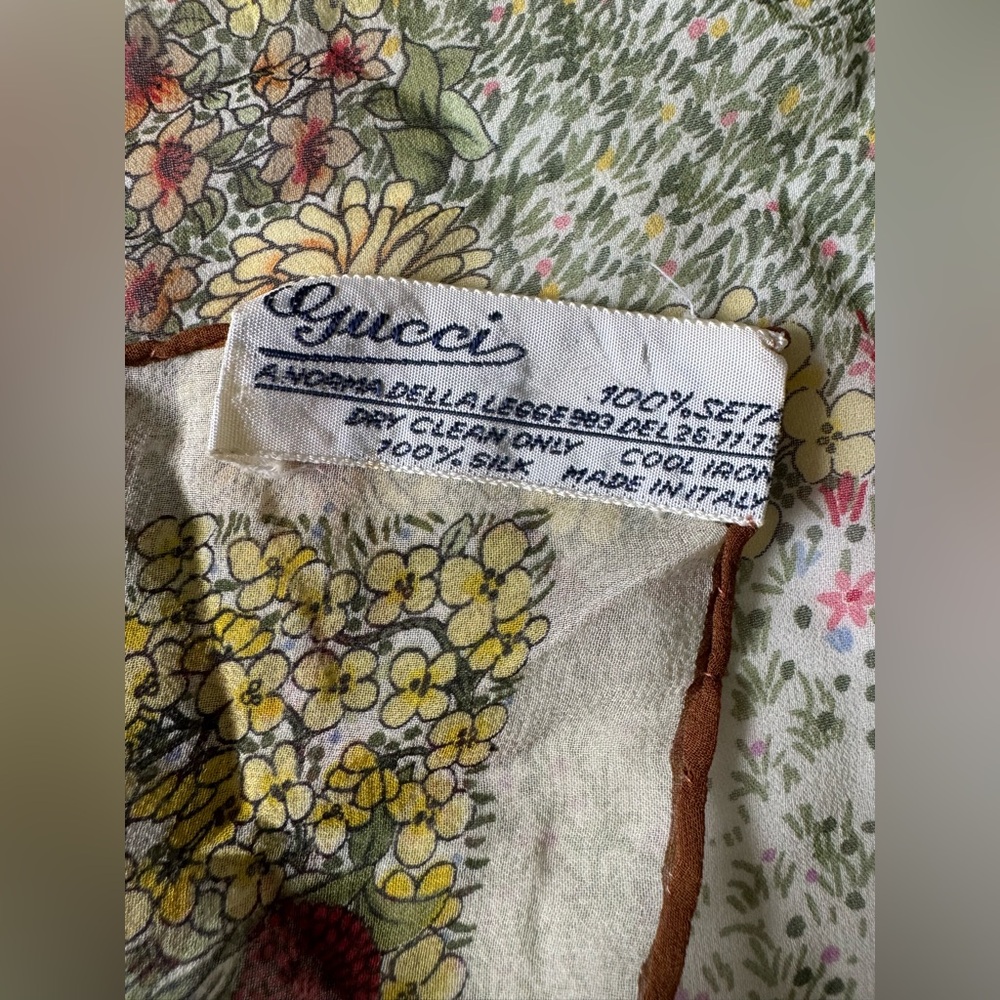 Gucci wrap - Picture 4 of 16